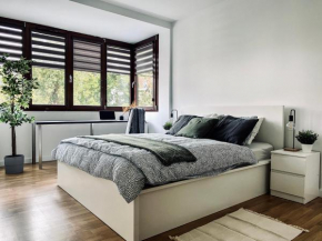 Premium Apartment for 6 people with parking next to Tauron Arena, Cracow city center